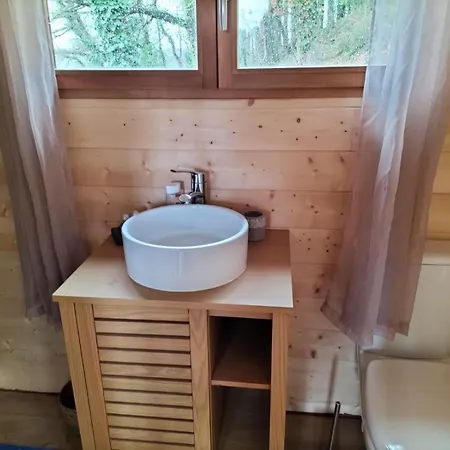 Les D'adelaide 山林小屋 *