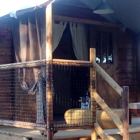 אכסניה Les D'adelaide Cahuzac-sur-Vère