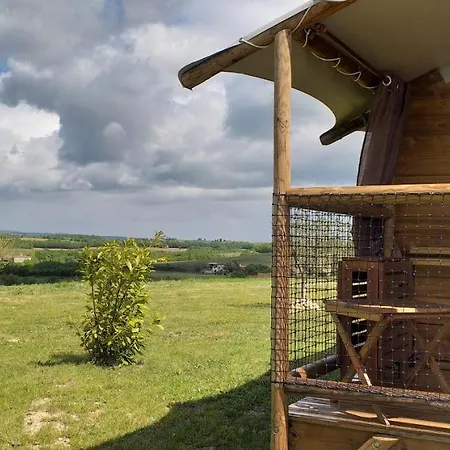 Les D'adelaide אכסניה