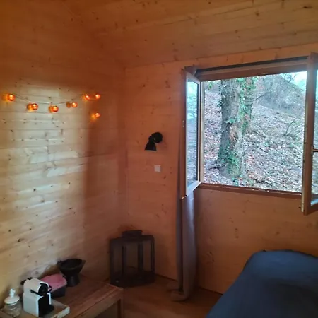 Lodge Les D'adelaide
