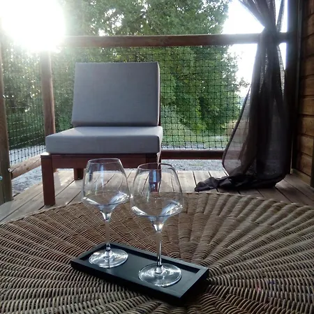 Les D'adelaide אכסניה