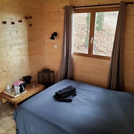 אכסניה Les D'adelaide *